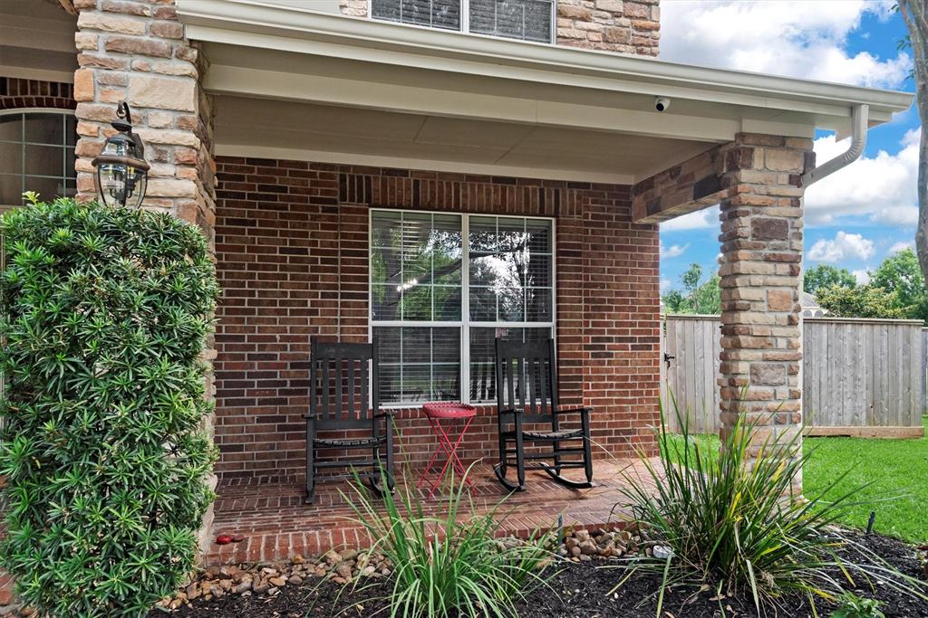 property-search 3 9911 Birksbridge Court