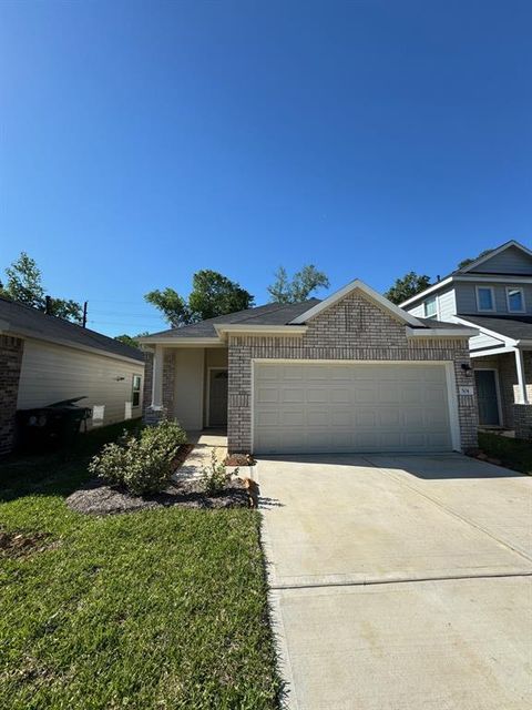 Photo of 504 Emerald Thicket Ln, Huffman, TX 77336 (MLS # 53975401) Photo of 504 Emerald Thicket Ln, Huffman, TX 77336 (MLS # 53975401)