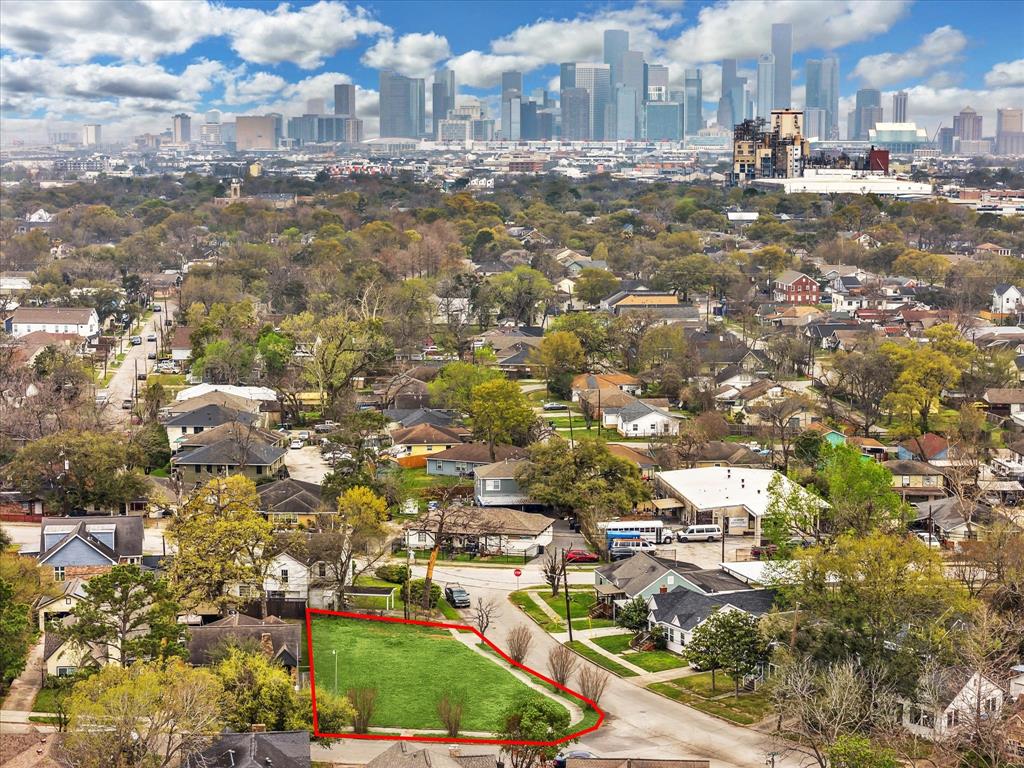 1102 Weaver Street, Houston, Texas image 9