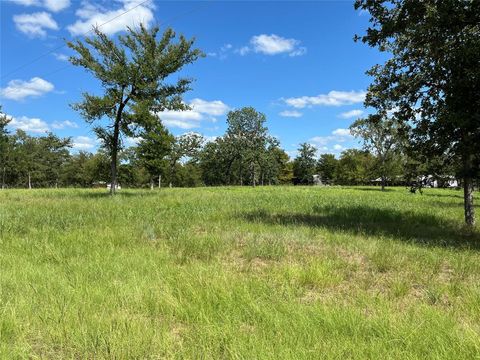 Photo of TBD Hickory Loop, Thornton, TX 76687 (MLS # 18605546)