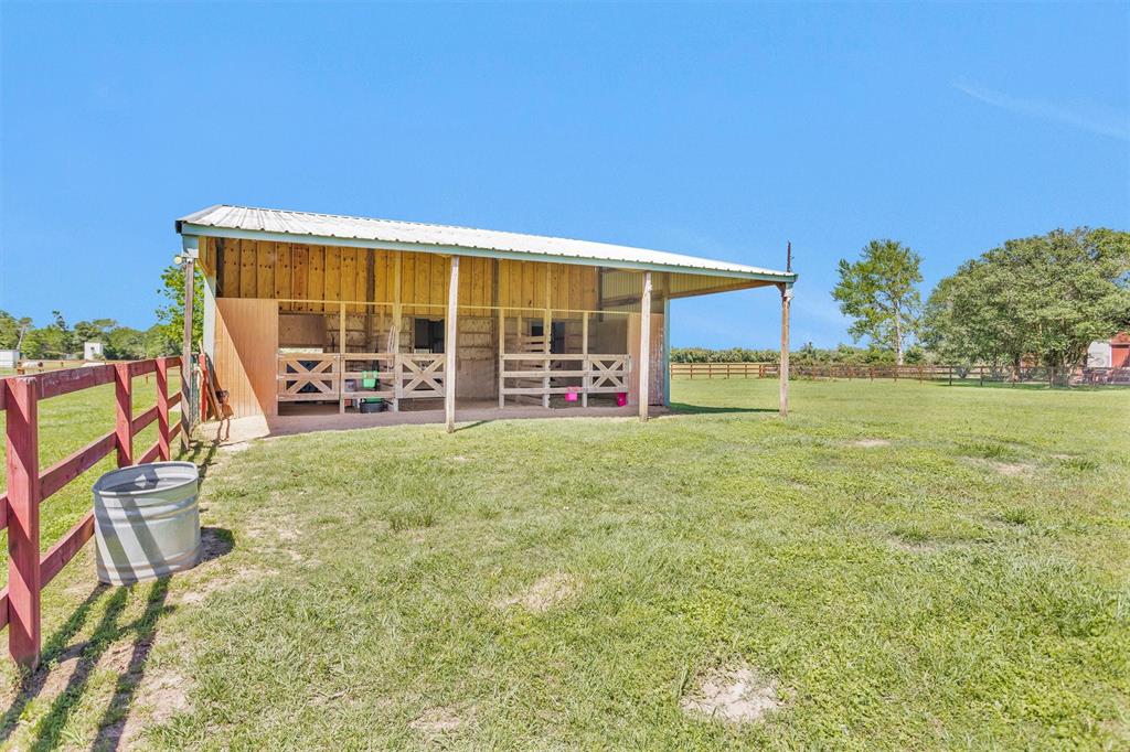 29210 Walker Lane Ln, Fulshear, Texas image 11