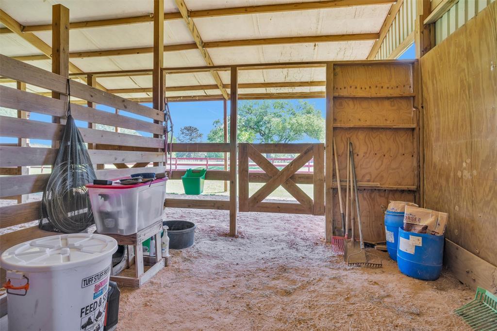 29210 Walker Lane Ln, Fulshear, Texas image 13