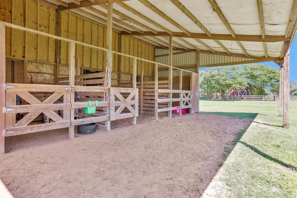 29210 Walker Lane Ln, Fulshear, Texas image 17