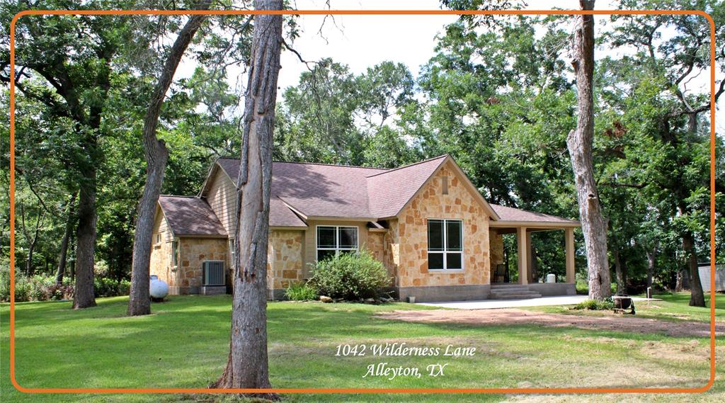 1042 Jobe / Wilderness Road, Alleyton, Texas image 1