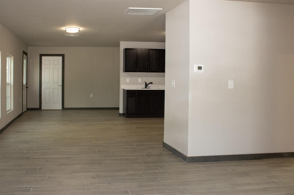 369 Road 5116 Road, Cleveland, Texas image 4