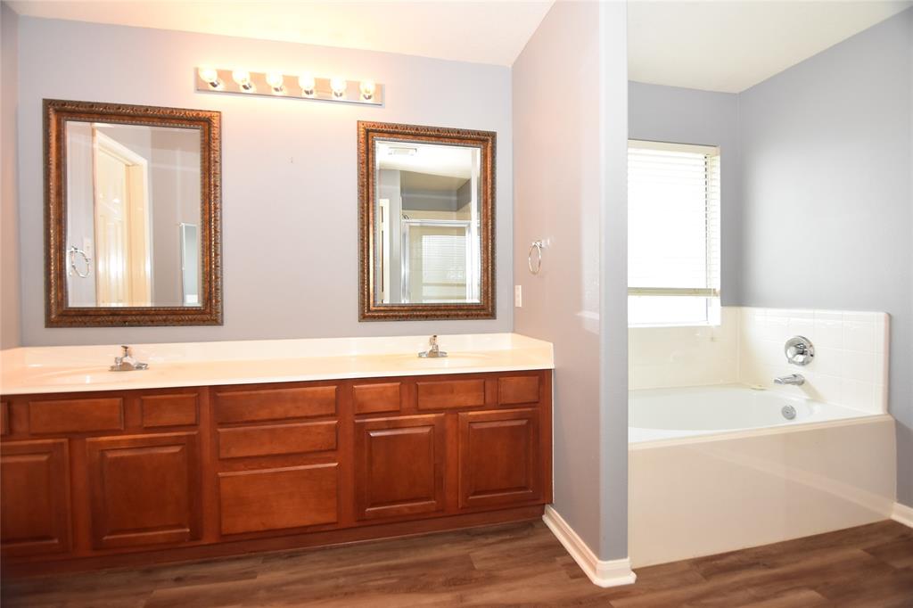 9619 Babbling Spring Court, Tomball, Texas image 18