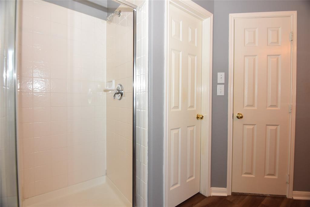 9619 Babbling Spring Court, Tomball, Texas image 20