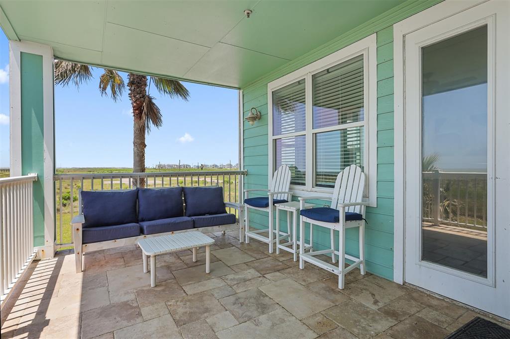 4221 Grassy Pointe Drive #103, Galveston, Texas image 4