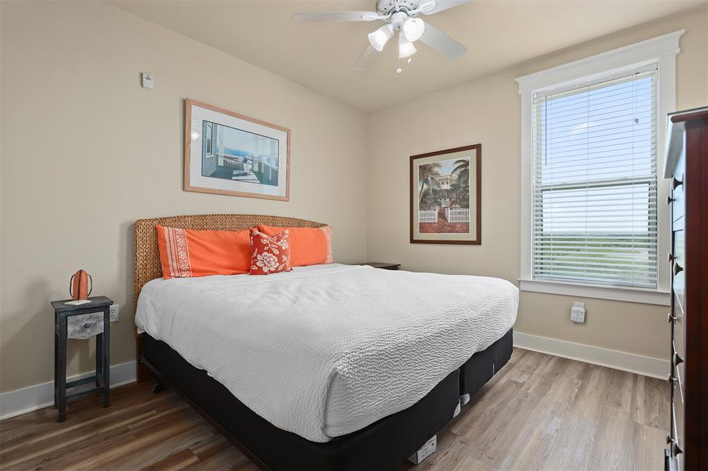 4221 Grassy Pointe Drive #103, Galveston, Texas image 19