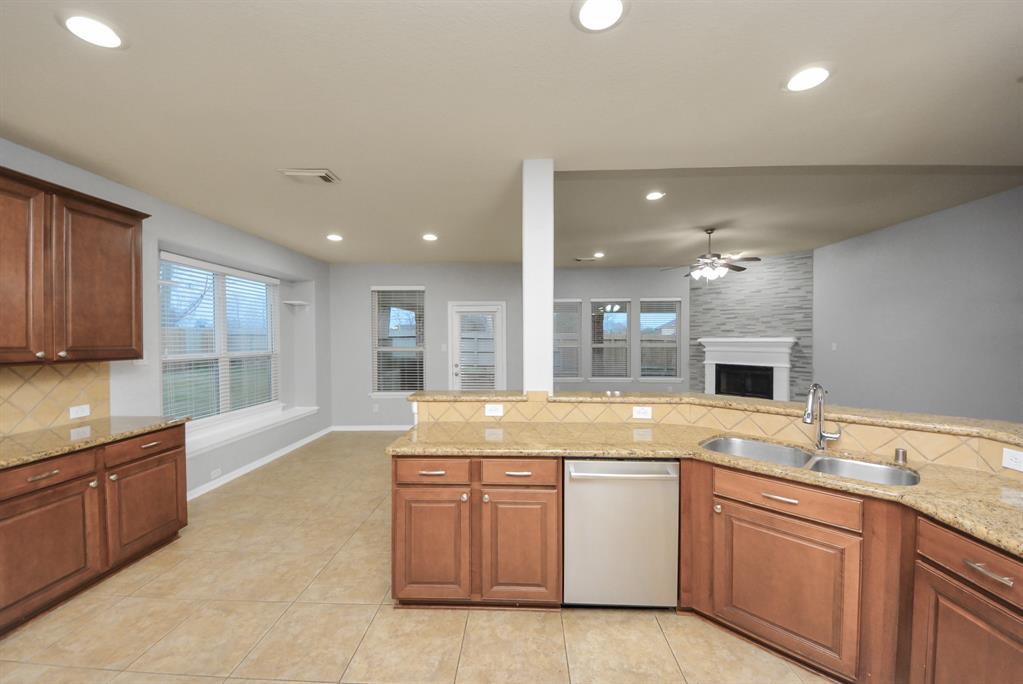 7303 Lennox Woods, Missouri City, Texas image 20