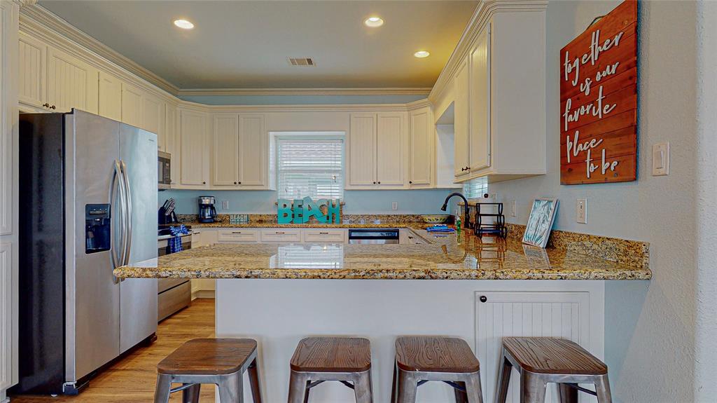 923 Tidelands Drive, Galveston, Texas image 16