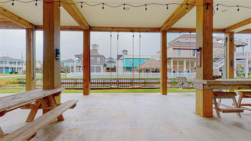 923 Tidelands Drive, Galveston, Texas image 4