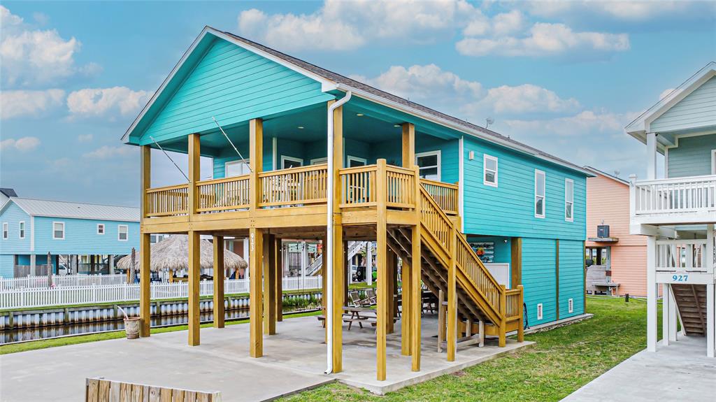 923 Tidelands Drive, Galveston, Texas image 1
