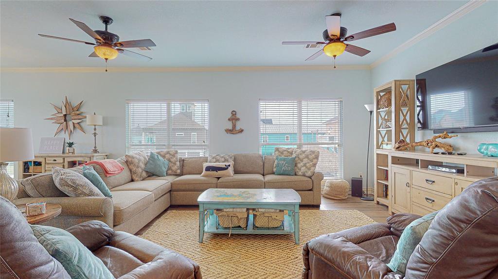 923 Tidelands Drive, Galveston, Texas image 11