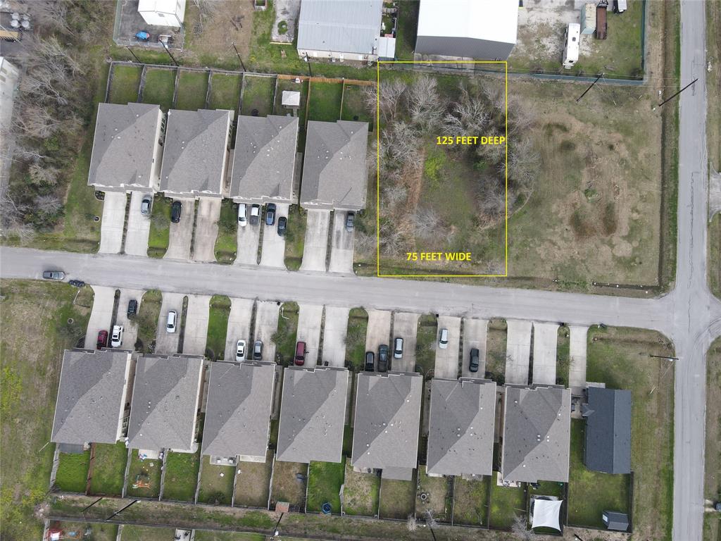 N 1st Street, La Porte, Texas image 9
