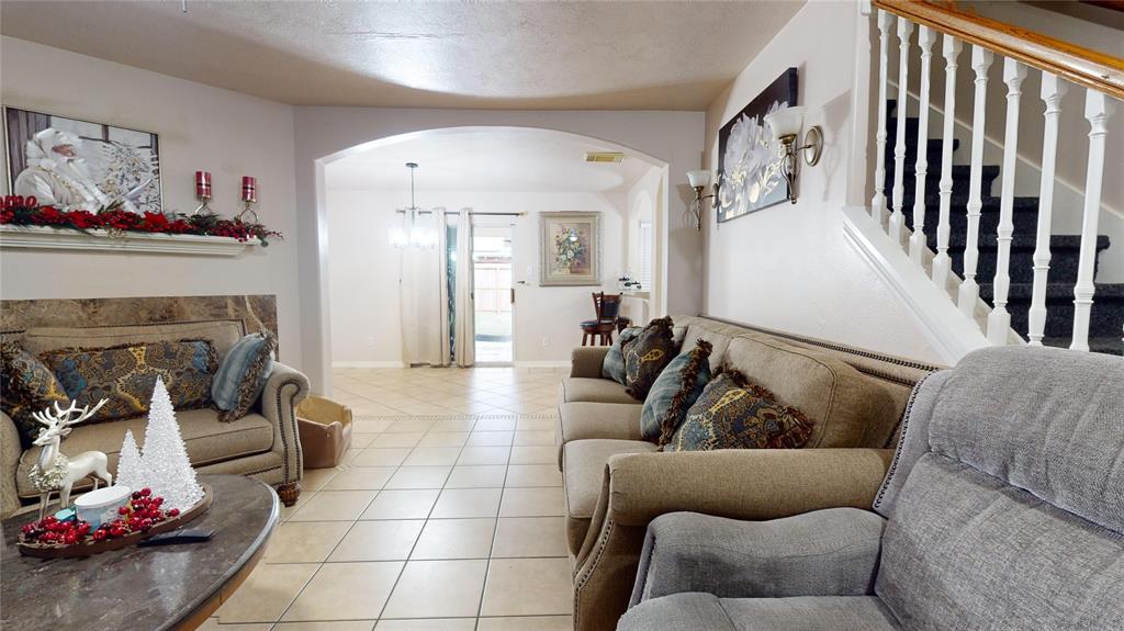 2623 Forge Creek Road, Houston, Texas image 4