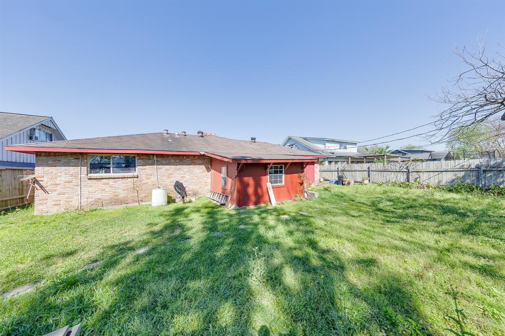 730 Dell Dale Street, Channelview, Texas image 33