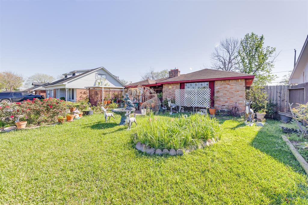 730 Dell Dale Street, Channelview, Texas image 3