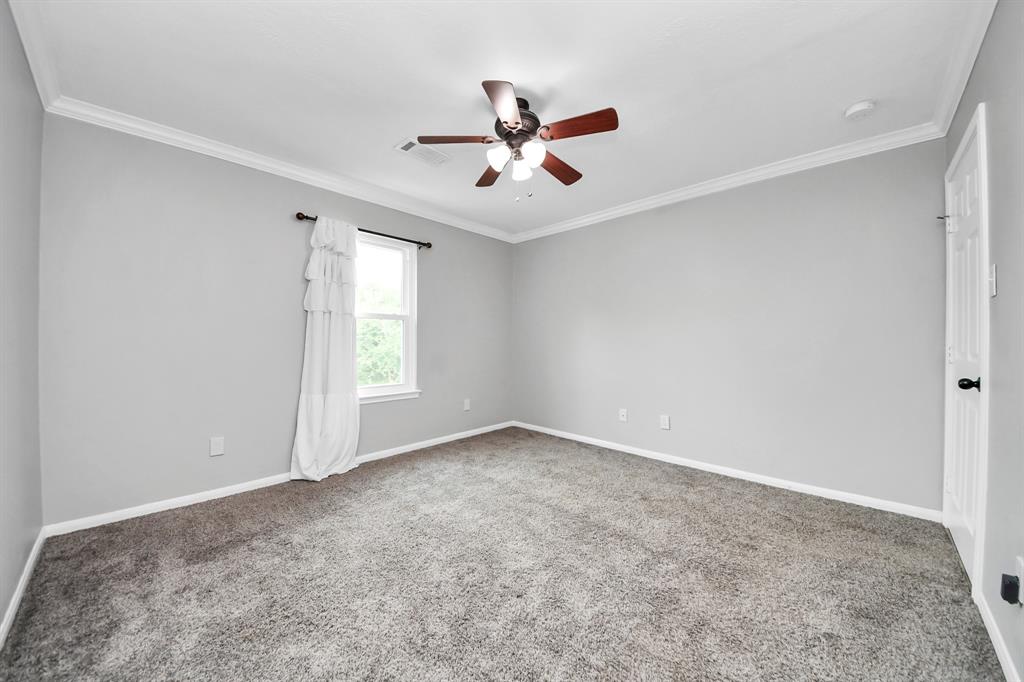 11027 Collingswood Drive, La Porte, Texas image 35