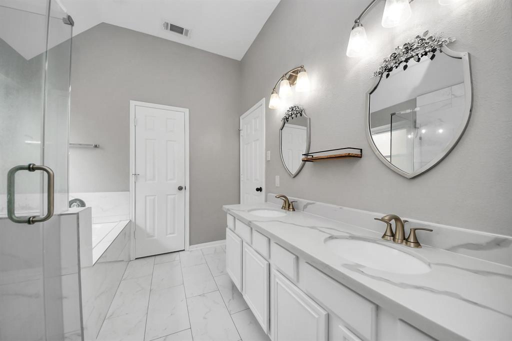 11027 Collingswood Drive, La Porte, Texas image 25