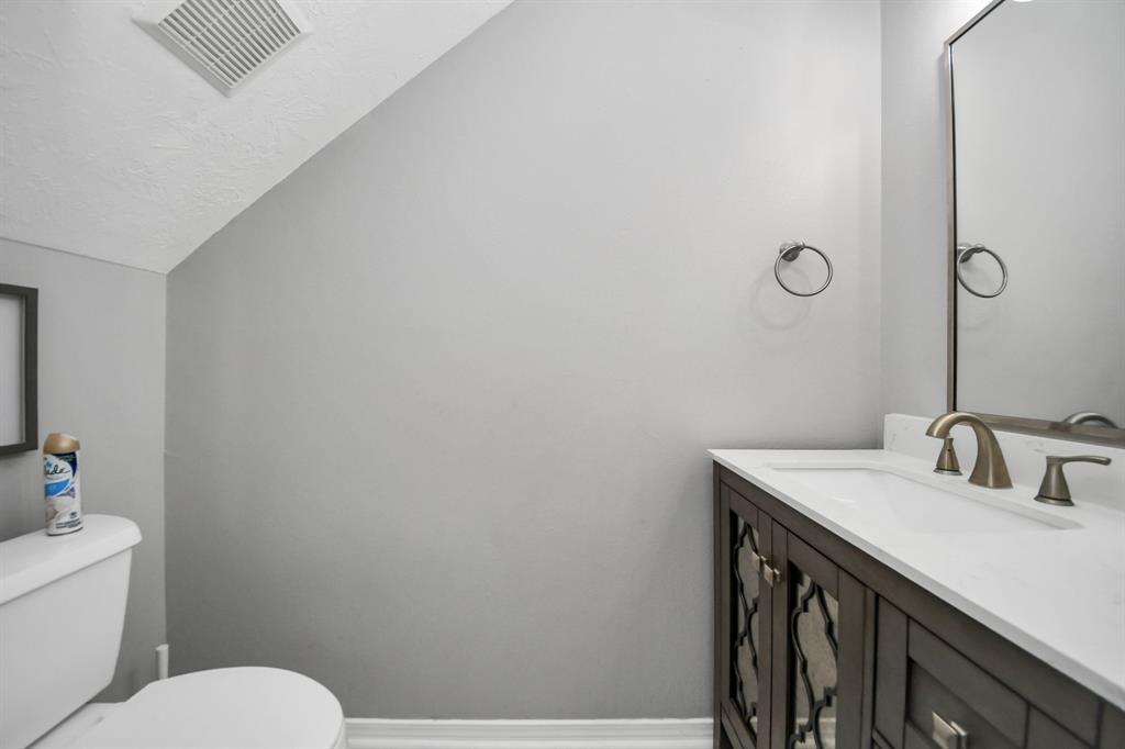 11027 Collingswood Drive, La Porte, Texas image 38