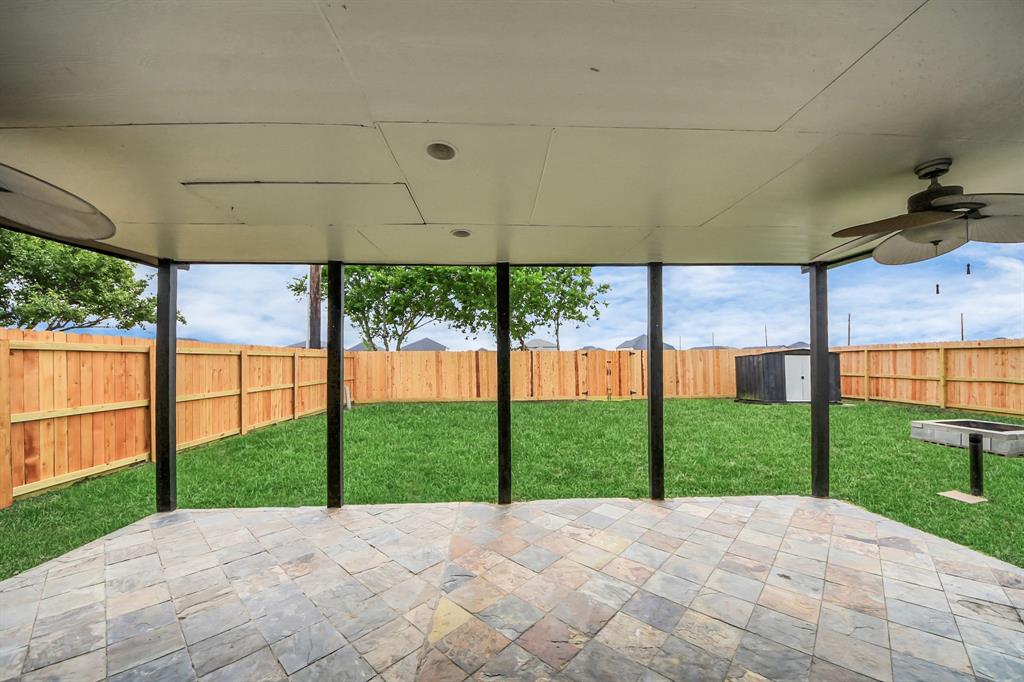 11027 Collingswood Drive, La Porte, Texas image 41