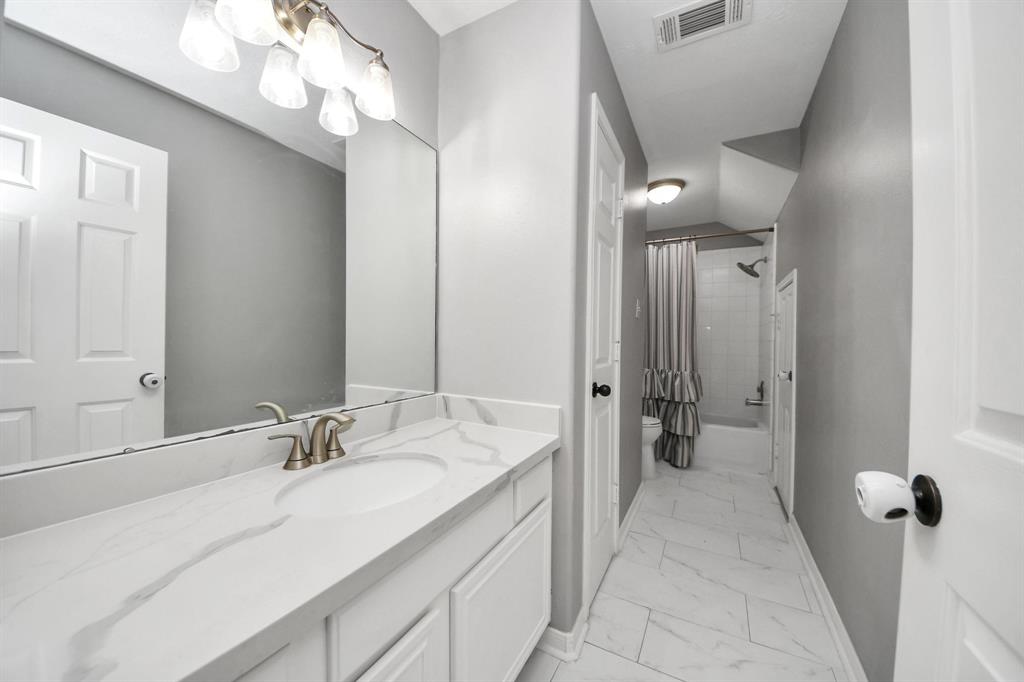 11027 Collingswood Drive, La Porte, Texas image 30