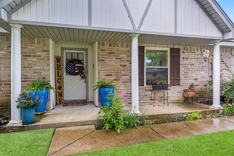 A home in Missouri City