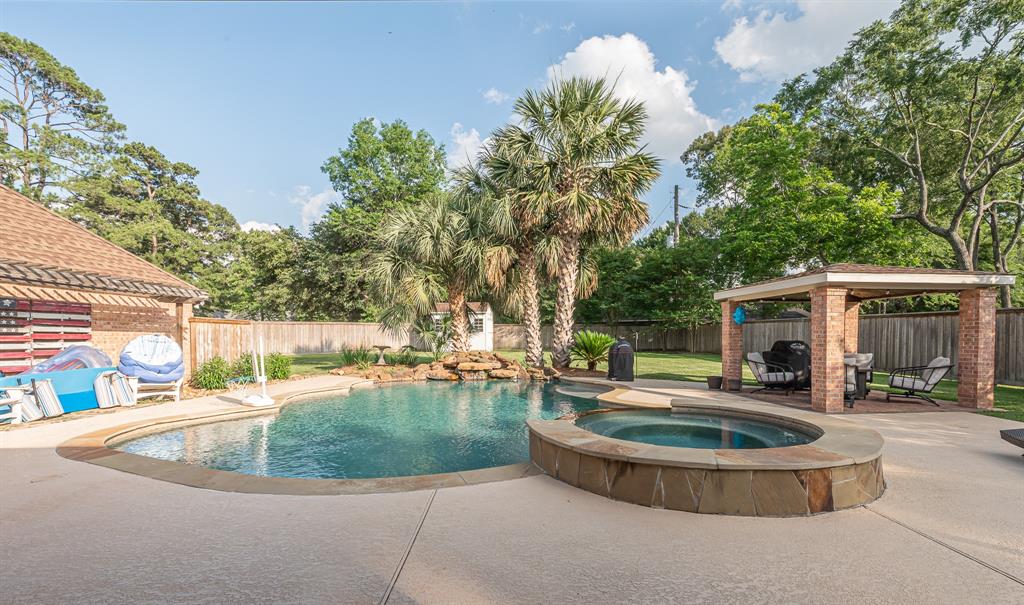 23530 Powder Mill Drive, Tomball, Texas image 50