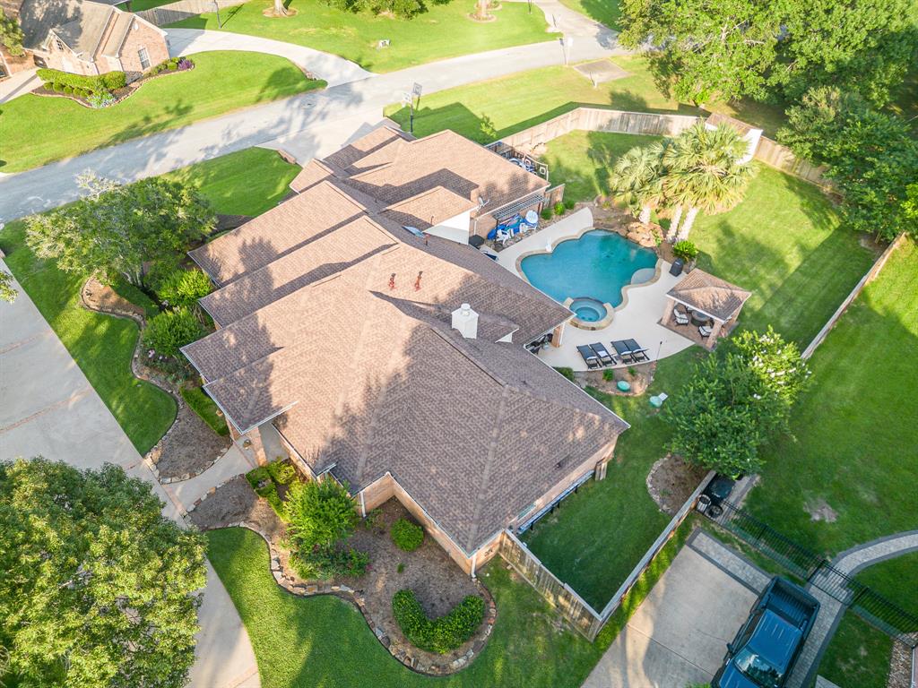 23530 Powder Mill Drive, Tomball, Texas image 6
