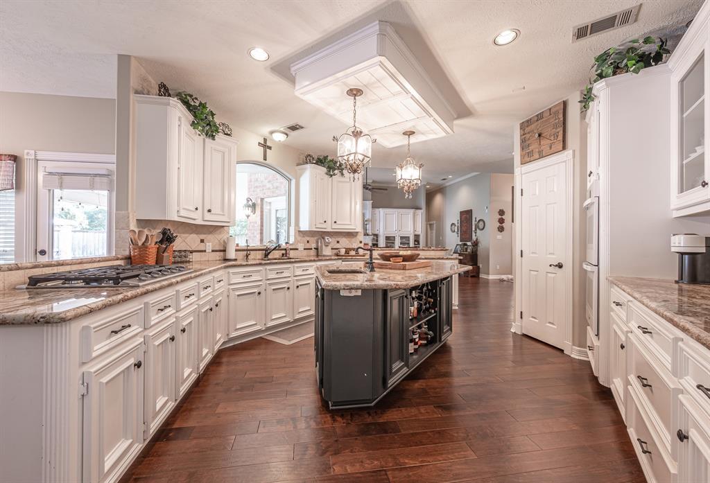 23530 Powder Mill Drive, Tomball, Texas image 16