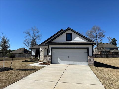 Single Family Residence in Huntsville TX 3718 Sage Lane.jpg