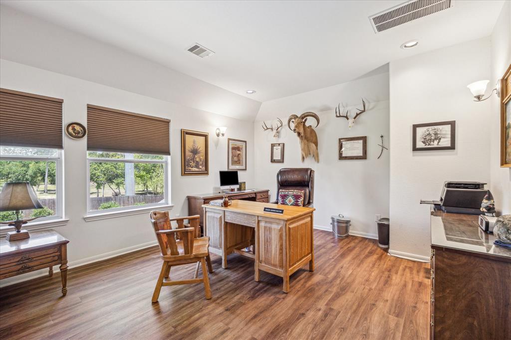 2414 Lakeway Drive, Friendswood, Texas image 23