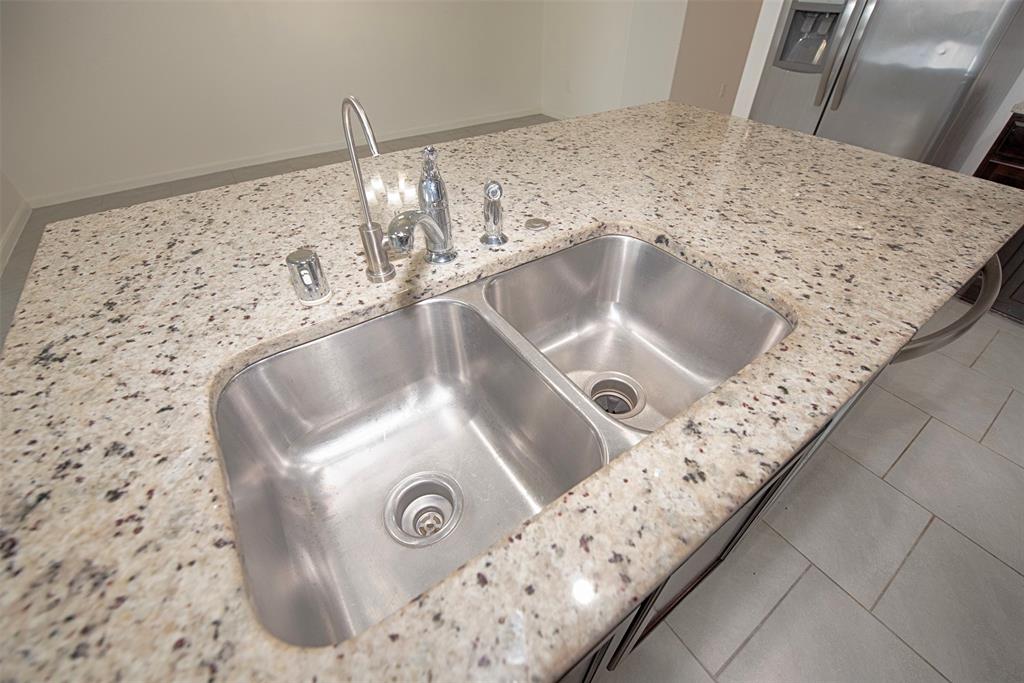 2128 Del Mar Drive, Texas City, Texas image 10