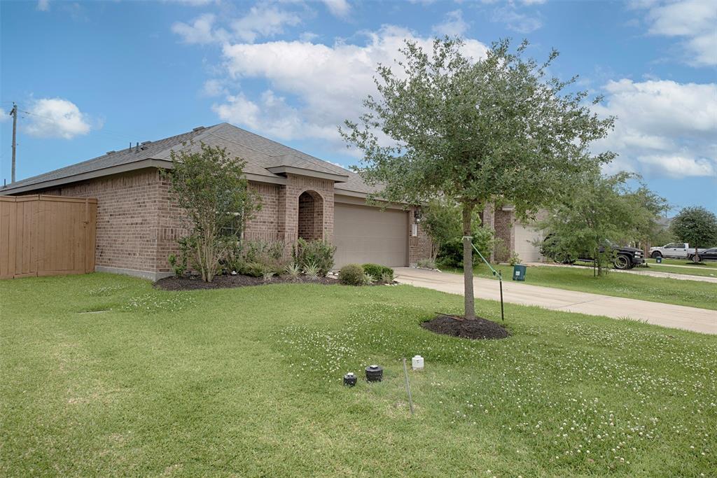 2128 Del Mar Drive, Texas City, Texas image 4