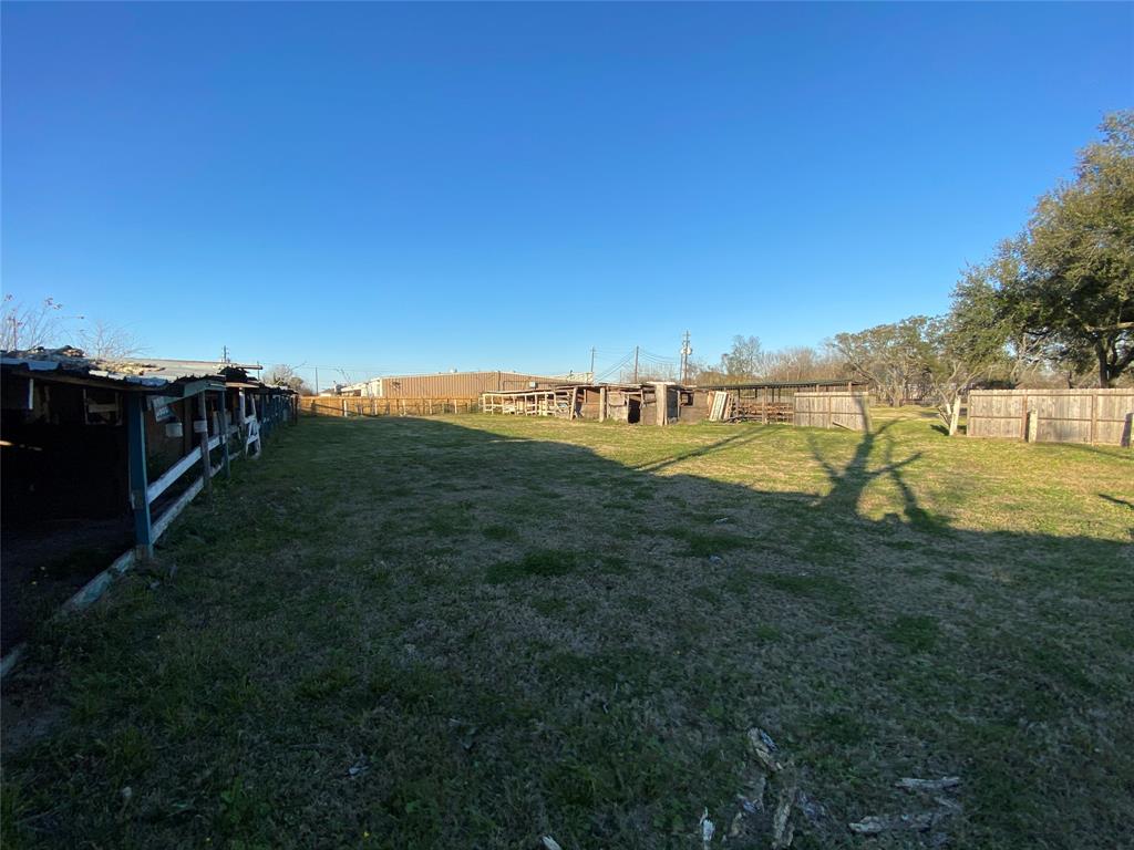 29924 Nichols Sawmills, Magnolia, Texas image 1