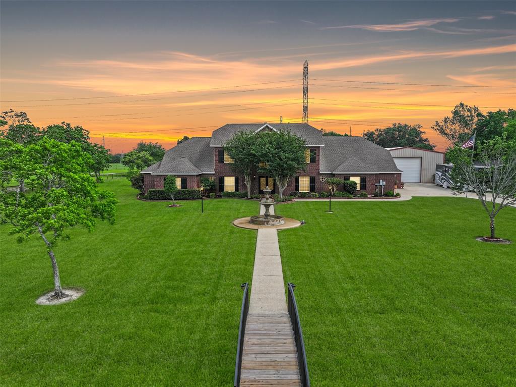 5227 Jeffrey Street, Dickinson, Texas image 1