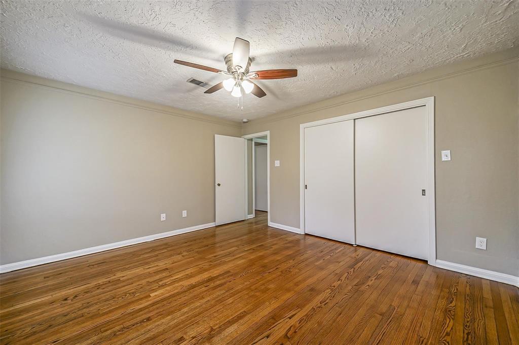 4418 W Pasadena Boulevard, Deer Park, Texas image 25