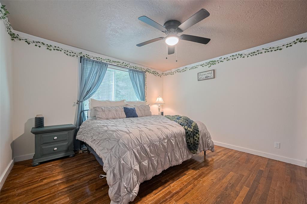 708 Sam Houston Avenue, Huntsville, Texas image 17