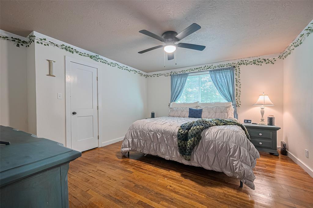 708 Sam Houston Avenue, Huntsville, Texas image 15