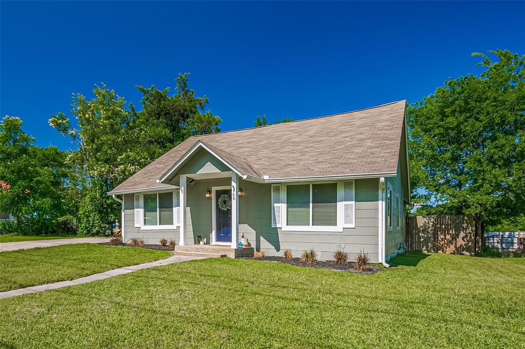708 Sam Houston Avenue, Huntsville, Texas image 38