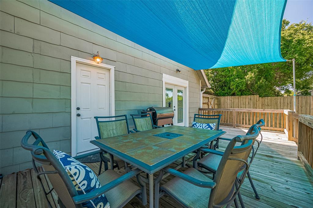 708 Sam Houston Avenue, Huntsville, Texas image 36
