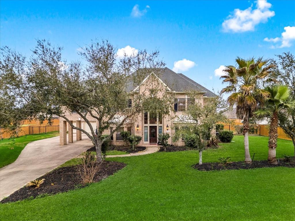 3913 Pebble Brook Drive