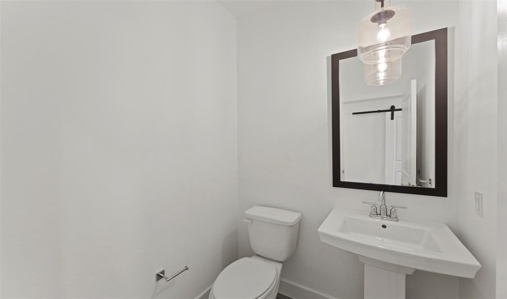 305 Boulden Court, Sealy, Texas image 7
