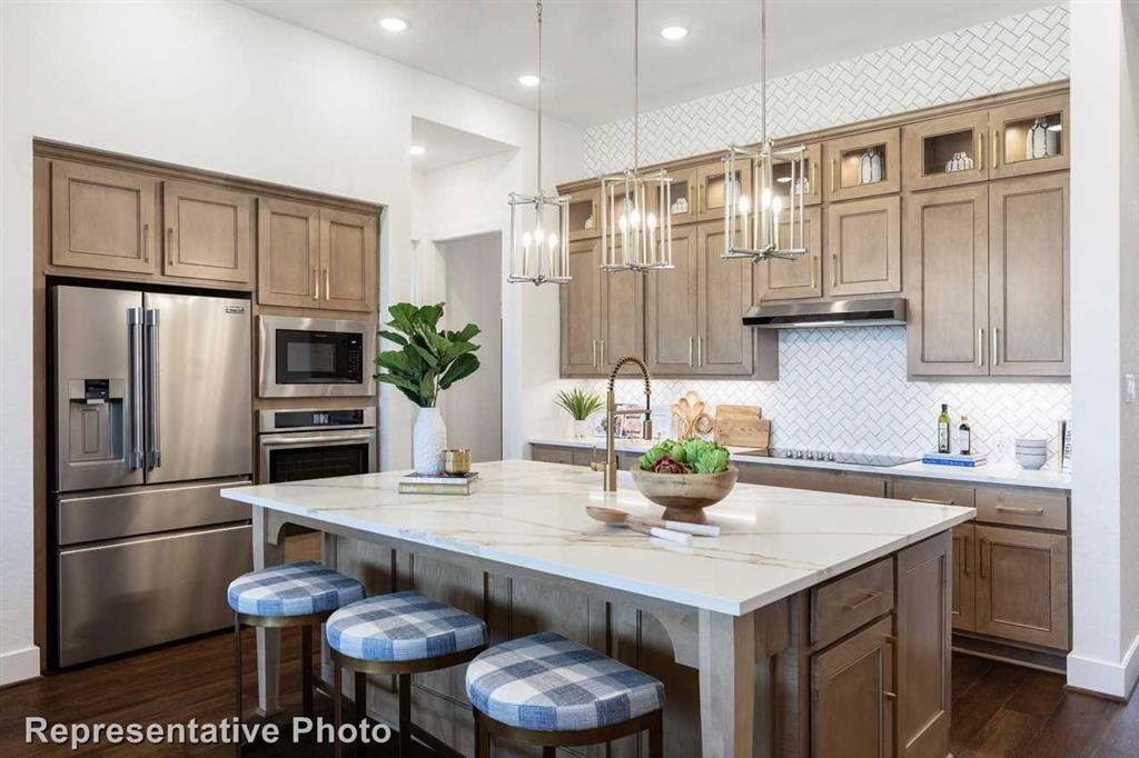 18721 Hepburn Ln, Conroe, Texas image 3