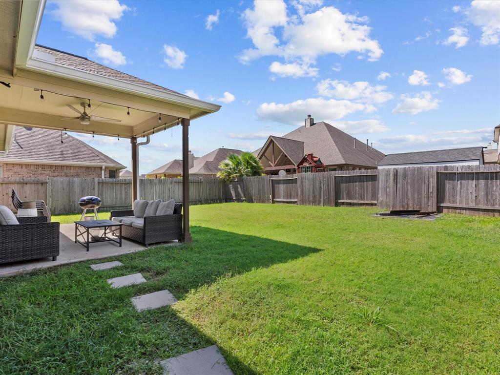 1604 Nacogdoches Valley Drive, League City, Texas image 17