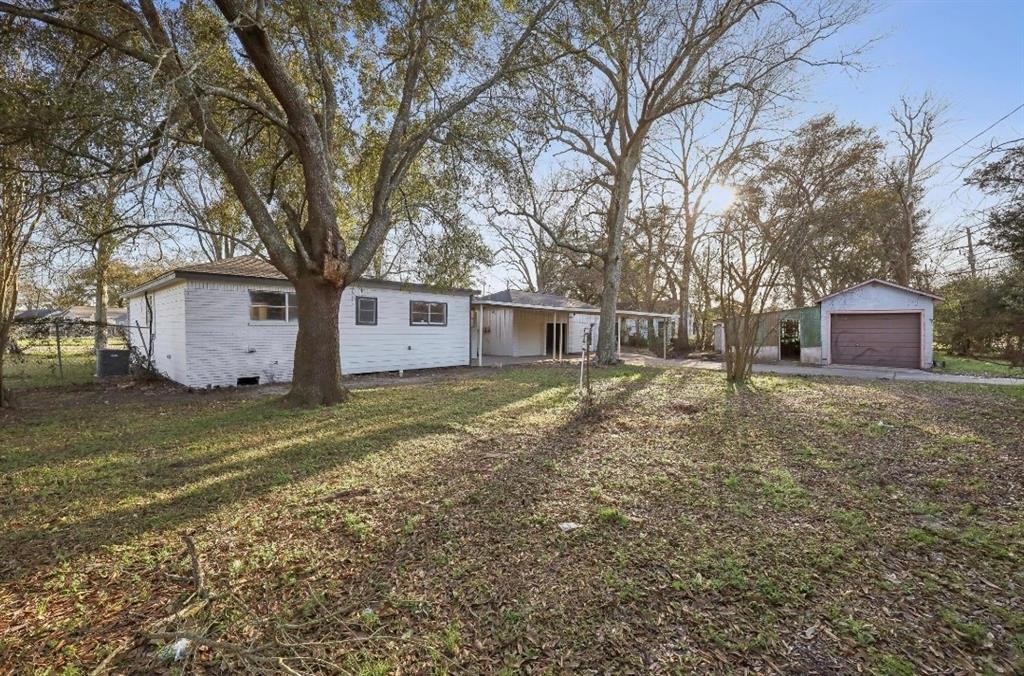 295 N Parkway Drive, Beaumont, Texas image 25