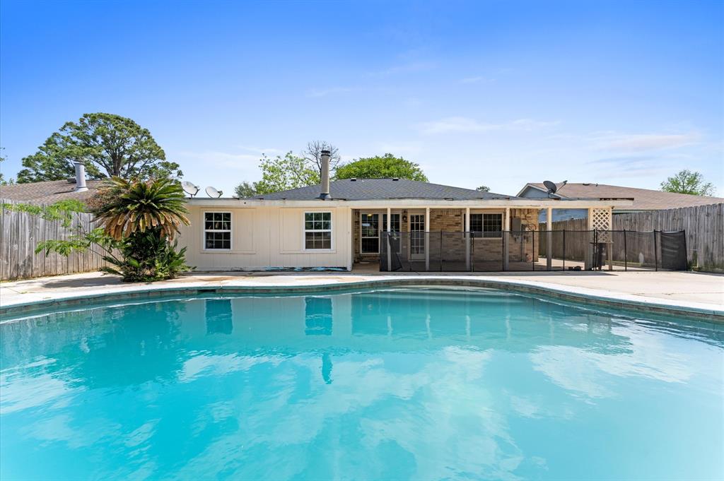 8327 Snail Hollow Drive