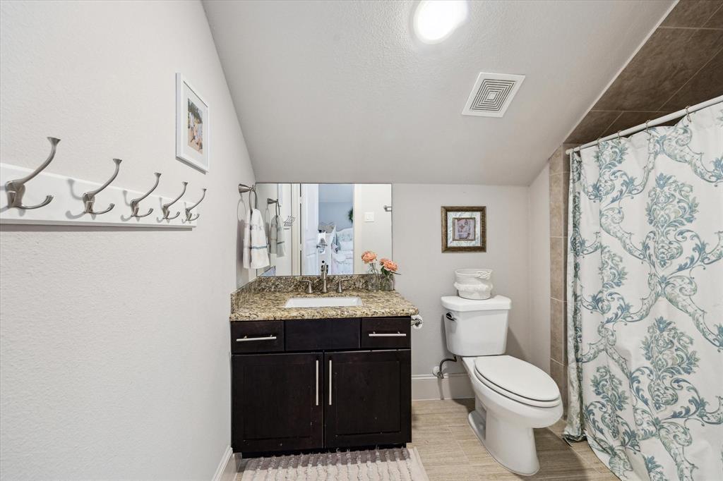 830 W 17th Street #B, Houston, Texas image 25