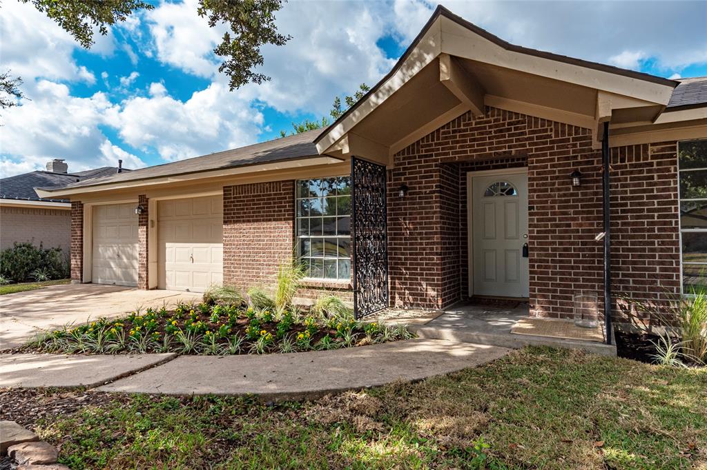913 N Amy Drive, Deer Park, Texas image 8